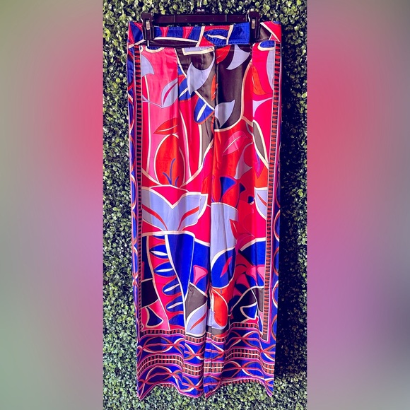 Abstract Design 3-Piece Pants, Blouse & Skirt Set - Picture 2 of 7